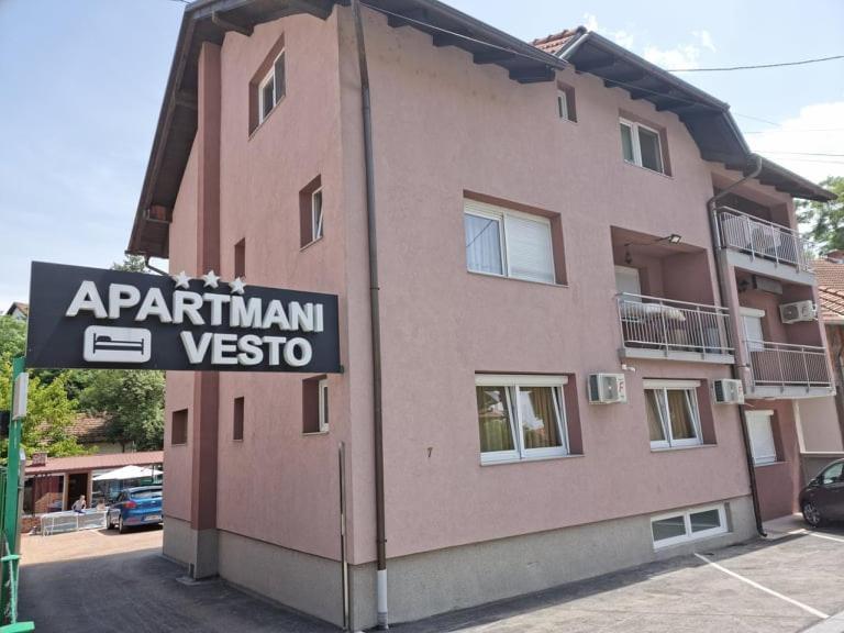 Apartmani Vesto Banyaluka Dış mekan fotoğraf
