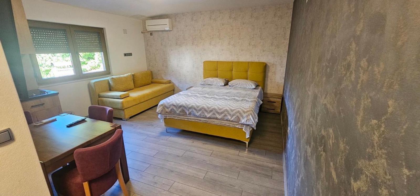 Apartmani Vesto Banyaluka Dış mekan fotoğraf