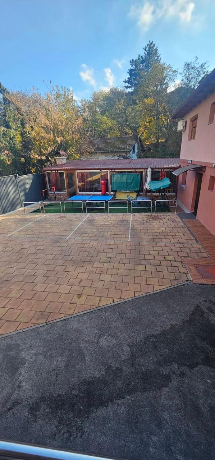 Apartmani Vesto Banyaluka Dış mekan fotoğraf