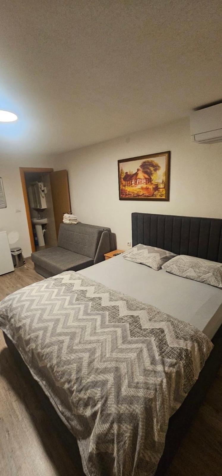Apartmani Vesto Banyaluka Dış mekan fotoğraf