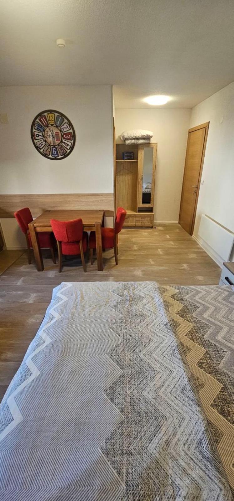 Apartmani Vesto Banyaluka Dış mekan fotoğraf