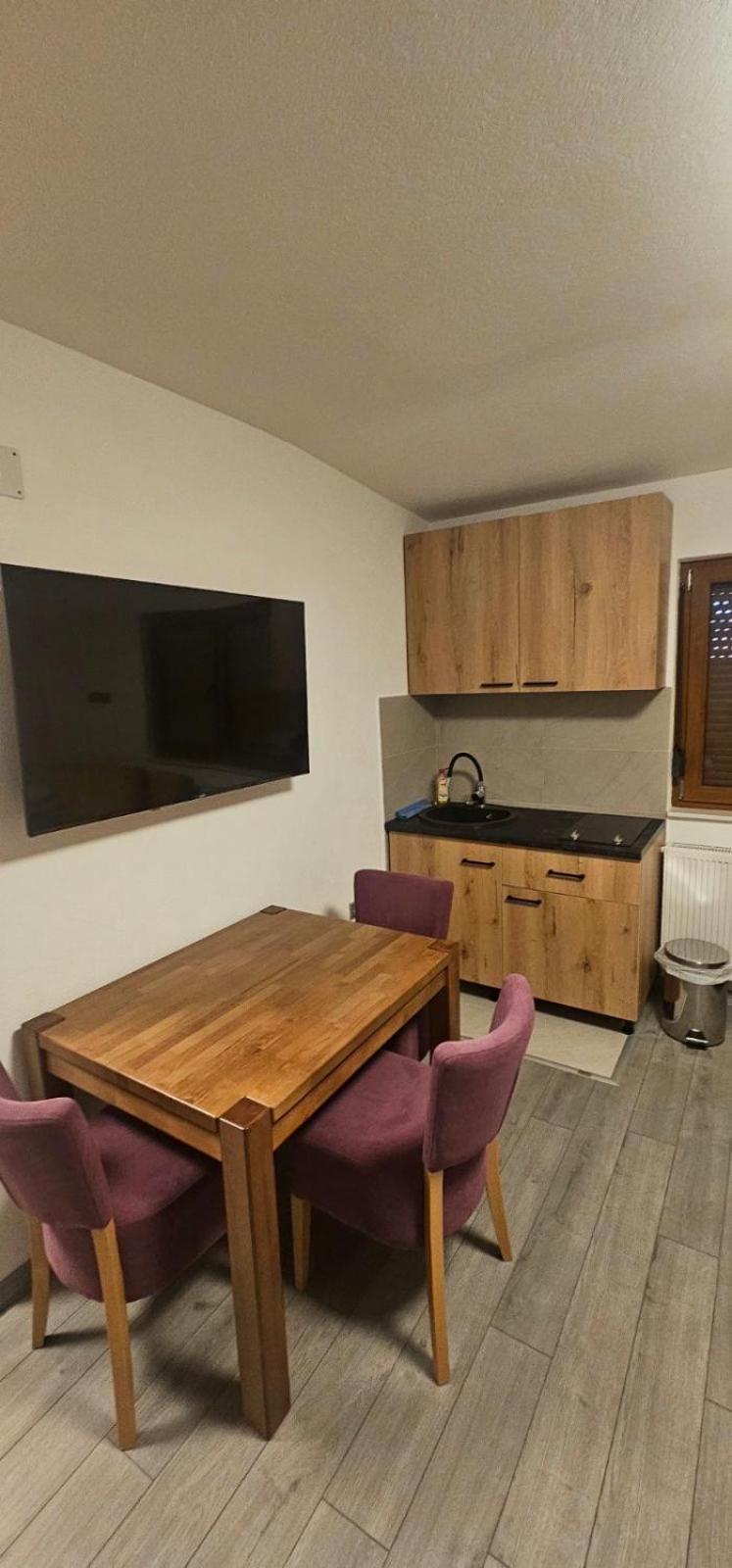 Apartmani Vesto Banyaluka Dış mekan fotoğraf