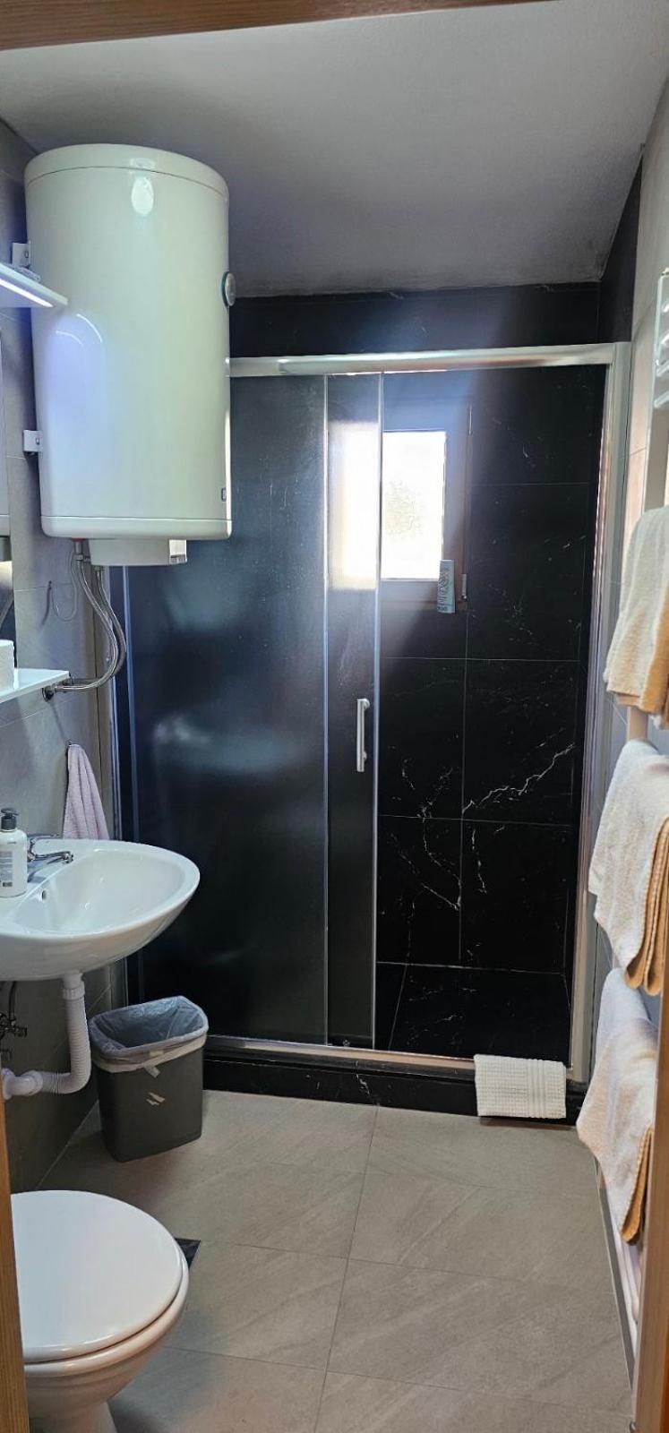 Apartmani Vesto Banyaluka Dış mekan fotoğraf